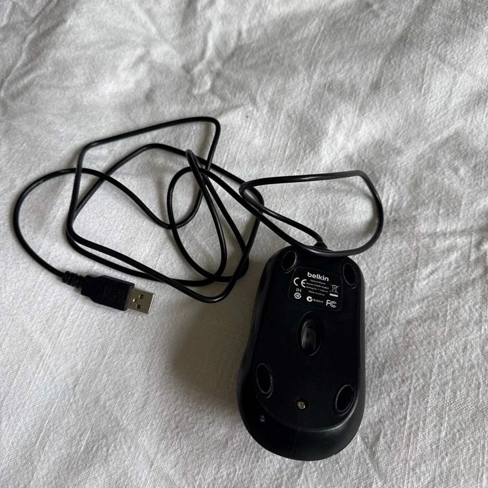 Belkin Black Wired USB Optical Mouse